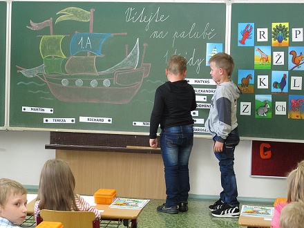 škola