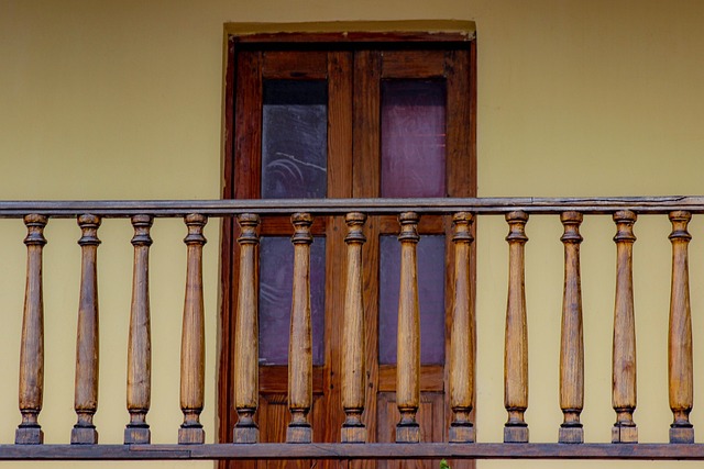 dveře na balkon